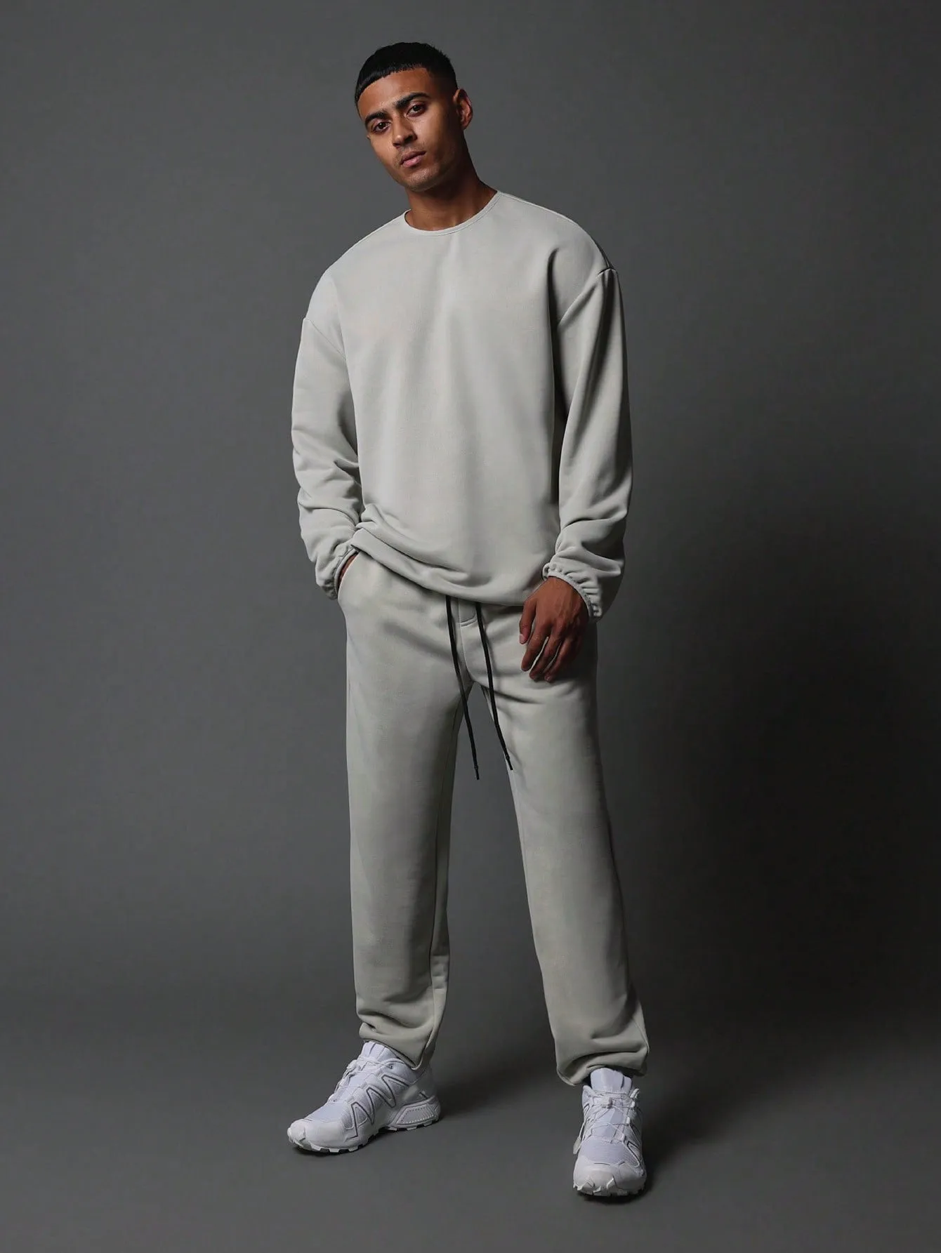 Activewear Comfort Premium Breathable Sweatshirt With Reflective Print, Side Entry Pocket & Utility Back Pouch