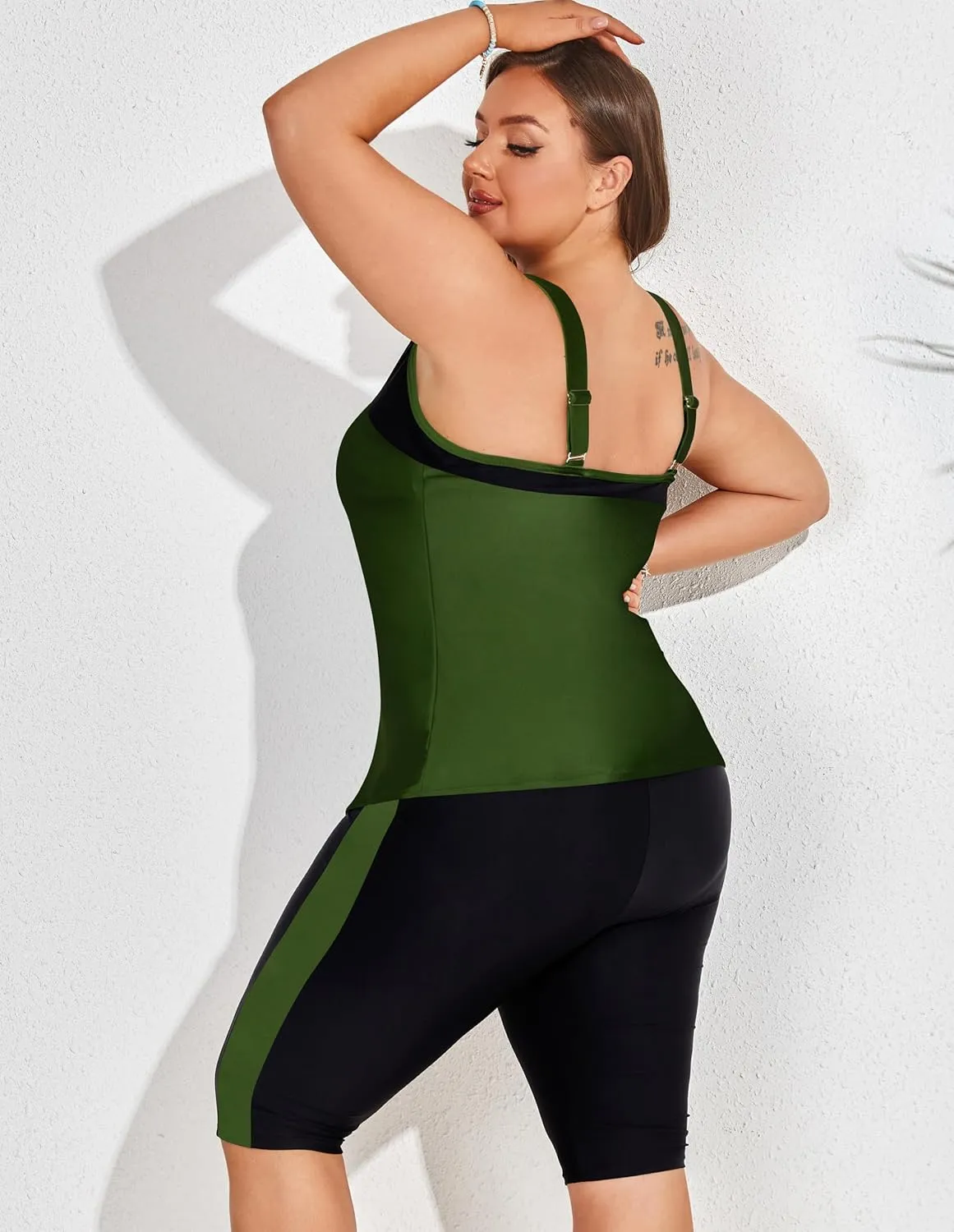 Hanna Nikole Women's Plus Size Tummy Control Tankini Swimsuits Color Block Bathing Suits with Shorts Knee Length
