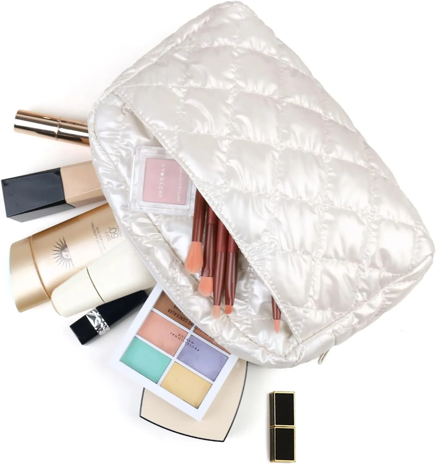 Travel Cosmetic Bag, Portable Waterproof Makeup Bag with Zipper Quilted Make Up Organizer Pouch Puffer Toiletry Bag Classy Gift for Women Daily Travel Use (White)