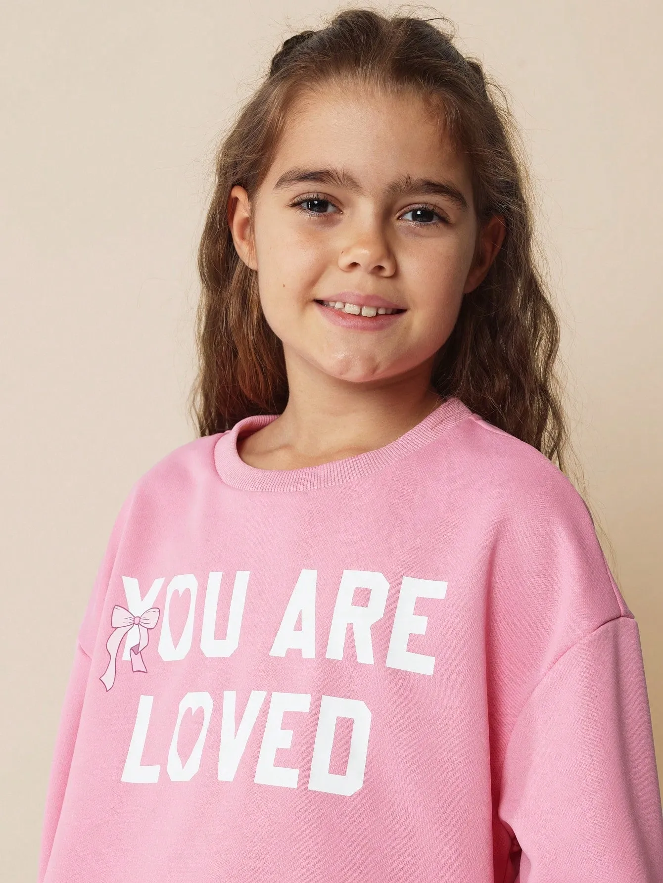 Tween Girls Comfy Crop Fit Long Sleeve Tee With Graphic Print