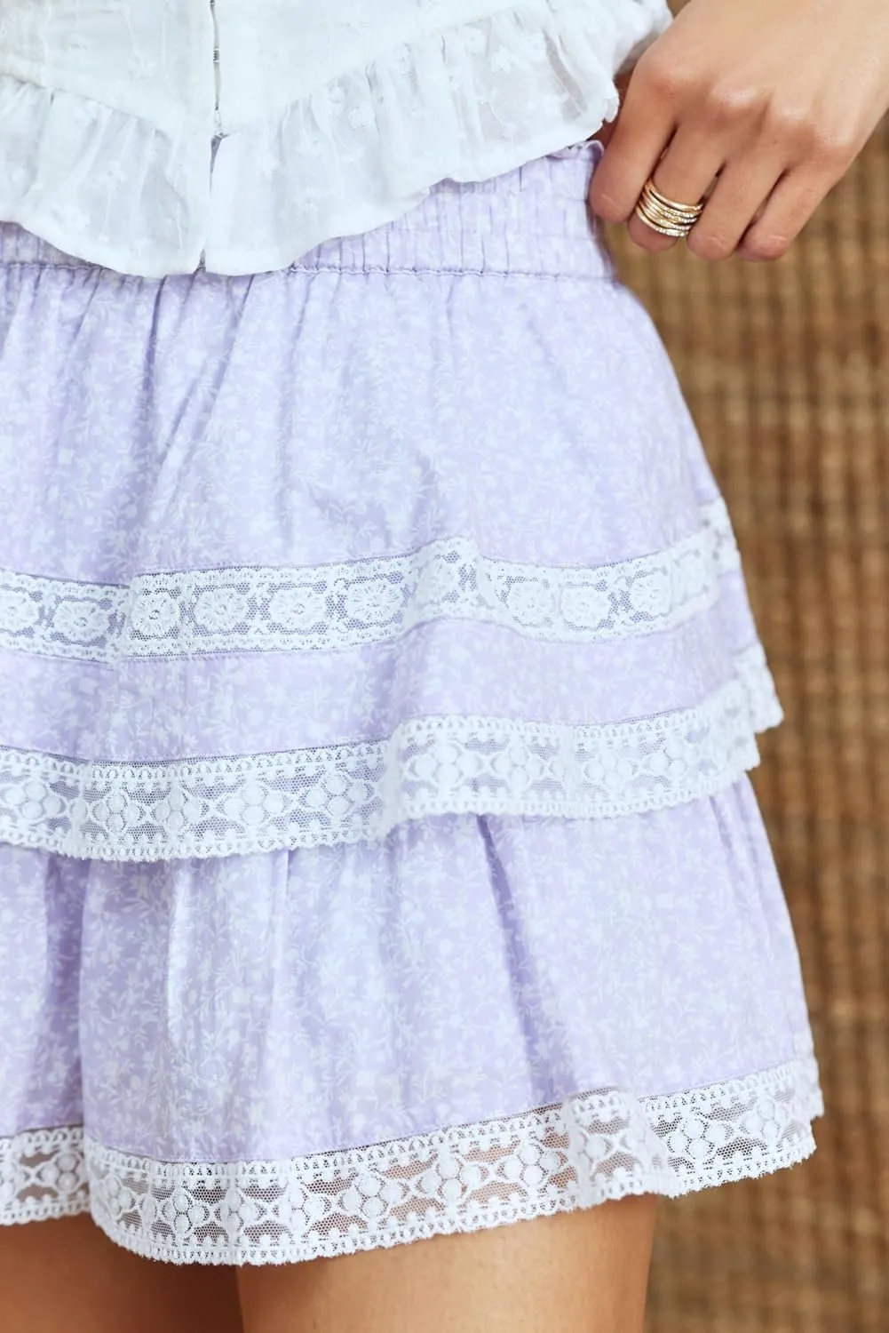 Women Layered Lace Shorts Floral Print Elastic Waist Ruffle Tiered Short Y2k Flowy Skort Beach Going Out