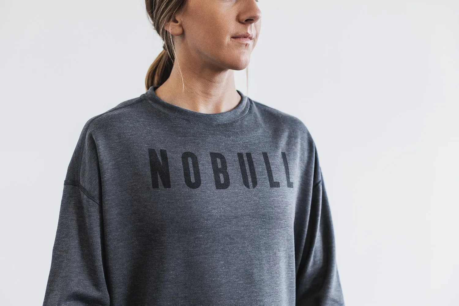 WOMEN'S NOBULL CREW SWEATSHIRT