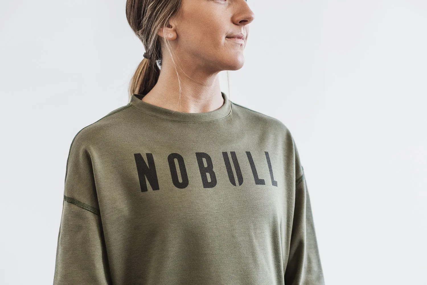 WOMEN'S NOBULL CREW SWEATSHIRT