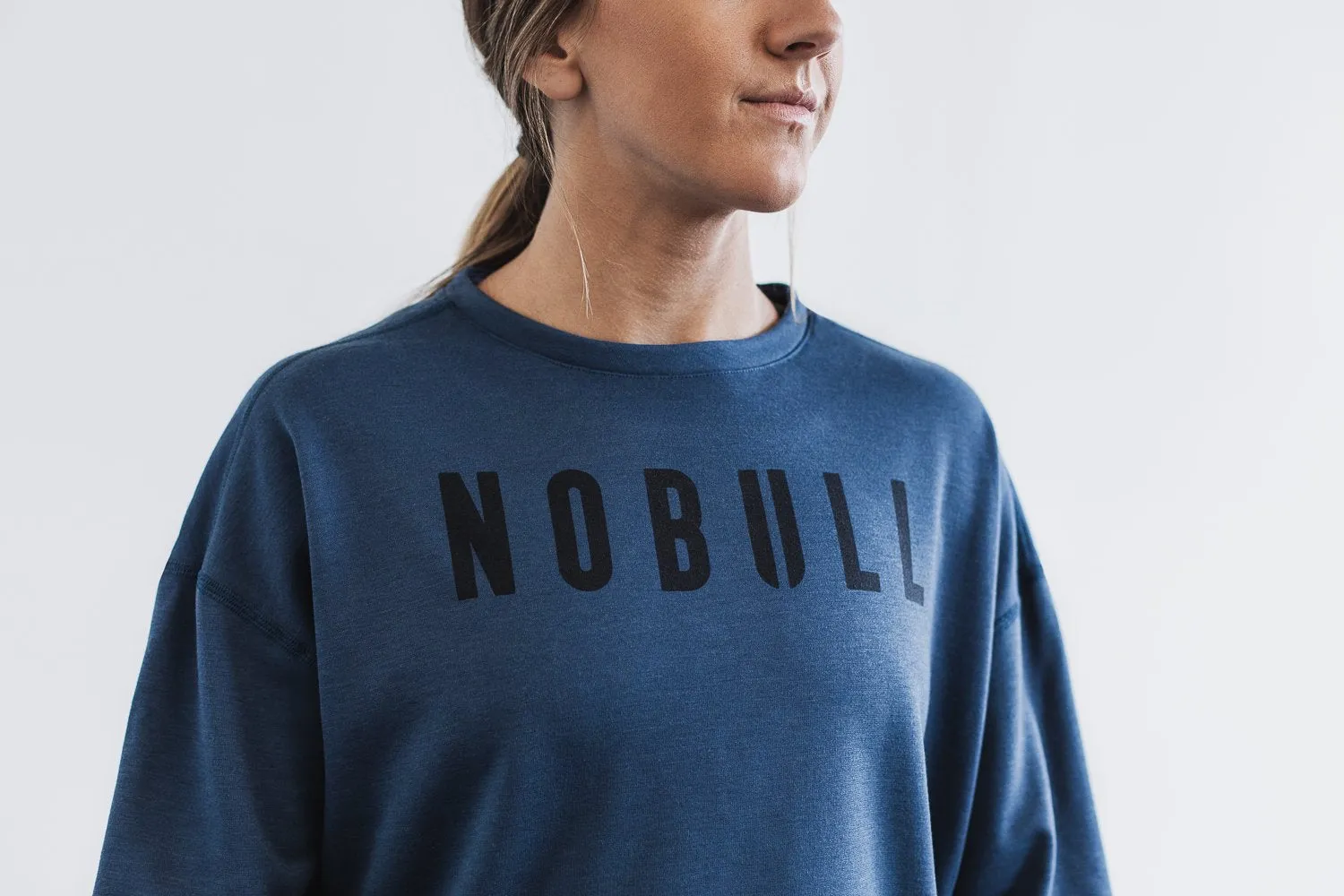 WOMEN'S NOBULL CREW SWEATSHIRT